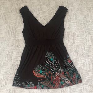NWOT H&M v-neck/back sleeveless top Size Small